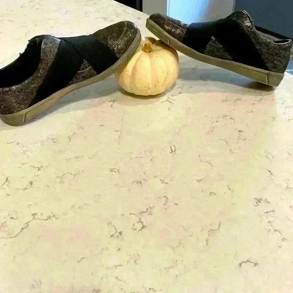 Women's Black Slip-On Shoes - Picture 4 of 10